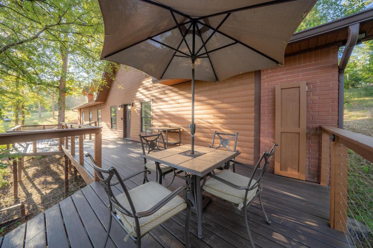 Luxury Rock Creek Cabin W Deck By Lake Hamilton Хот-Спрингс Экстерьер фото